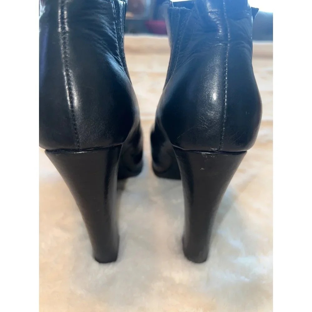 Steve Madden elevate your